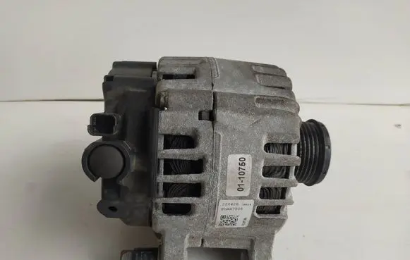 Peugeot 508 Generator/alternator 0110750