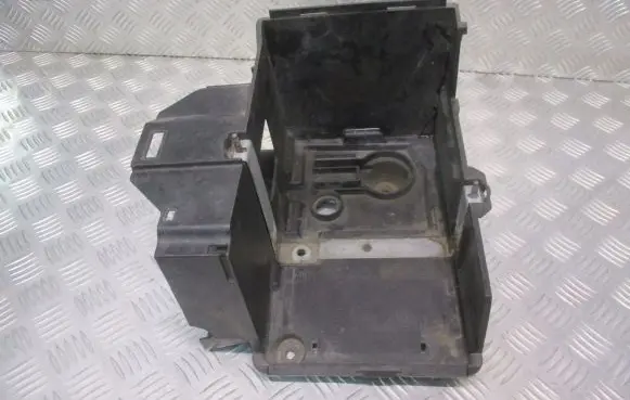 Ford Focus Battery box tray 
