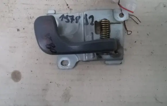 Mitsubishi Space Wagon Front door interior handle