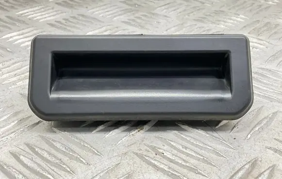 Audi Q2 - Tailgate/trunk/boot exterior handle 6V0827566