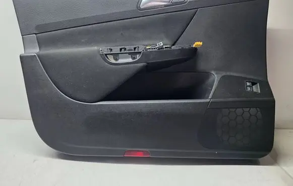 Volkswagen PASSAT B5.5 Trunk/boot side trim panel 