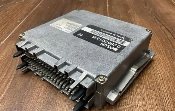 Mercedes-Benz S W140 Engine control unit/module 0125456032 0280001516