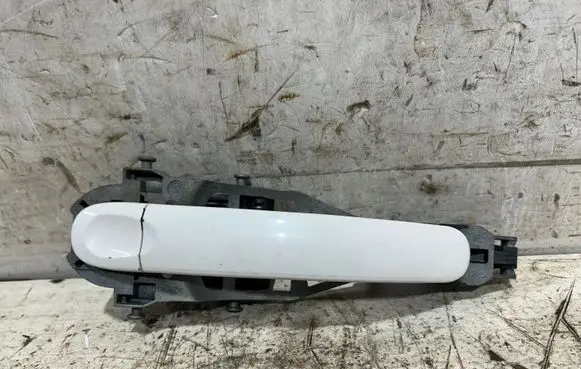 Volkswagen Golf V Front door exterior handle 1K0837886A