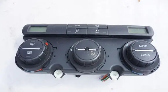 Skoda Octavia Mk2 (1Z) Climate control unit
