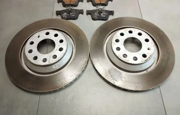 Skoda Superb B8 (3V) Rear brake disc 5Q0615601E