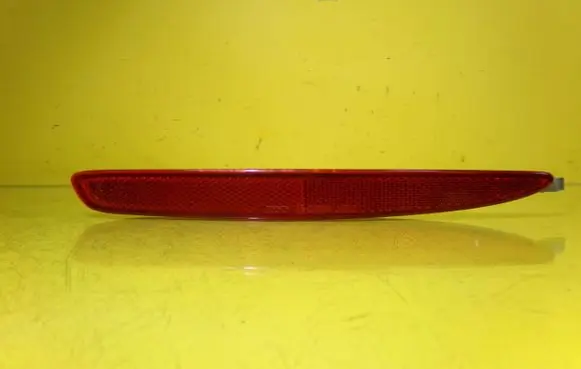 Rear tail light reflector