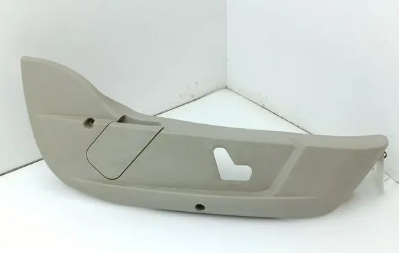 Chrysler 300 - 300C Seat trim 583944RH 569046