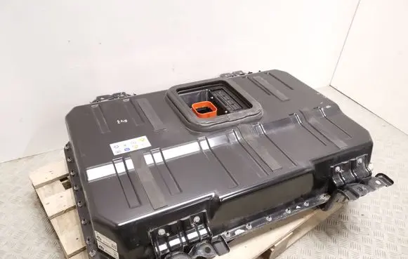 Chrysler Pacifica Hybrid / electric car battery 05193183AF