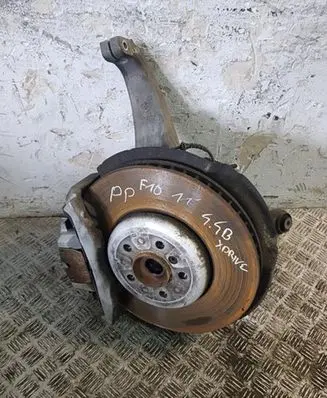 BMW 5 F10 F11 Front wheel hub