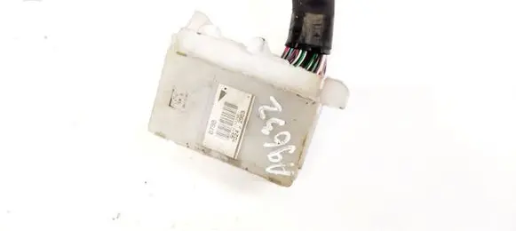 Toyota Auris 150 Fuse box set 8267112260 7D24-2955