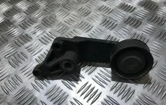 Toyota Corolla E110 Generator/alternator belt tensioner f2262395 f-2262395