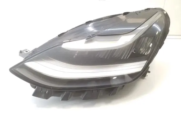 Tesla Model 3 Headlight/headlamp 107737550B