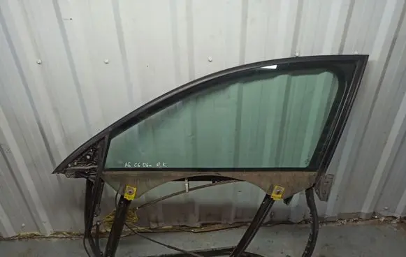Audi A6 S6 C6 4F Front window lifting mechanism without motor 4F0837461A