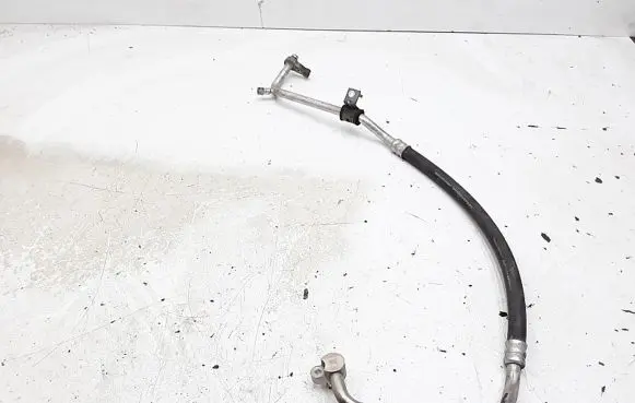 Subaru Forester SH Air intake hose/pipe