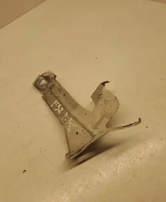 BMW 4 F32 F33 Fender mounting bracket 