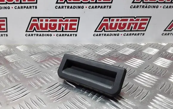 Skoda Karoq Tailgate/trunk/boot exterior handle 6V0827566 30748