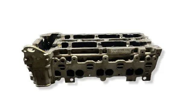 Mercedes-Benz CLS C218 AMG Engine head A6420104206