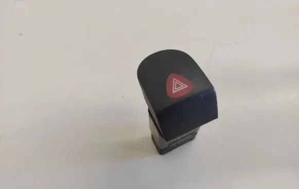 Renault Kangoo I Hazard light switch 308821C