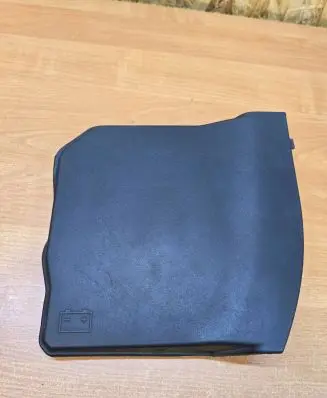 Volvo S80 Battery box tray cover/lid 31212002
