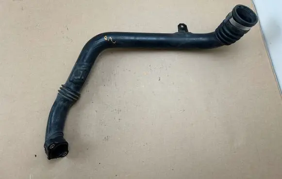 Subaru Outback (BS) Intercooler hose/pipe 