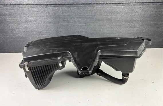 BMW 1 F20 F21 Air filter box