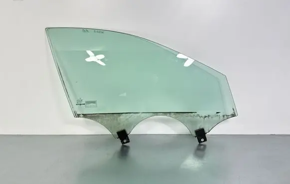Mercedes-Benz S W222 Front door window glass four-door 