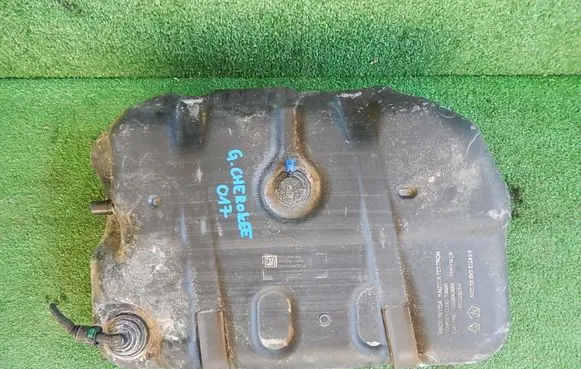 Jeep Grand Cherokee AdBlue liquid reservoir 