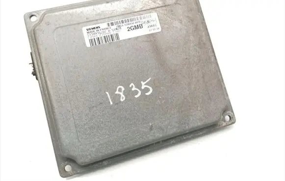 Ford Focus Engine control unit/module 7M51-12A650-AFB S118934202