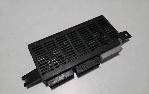 BMW 5 E39 Light module LCM 8386208