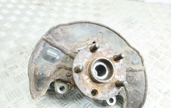 Toyota Avensis T250 Front wheel hub spindle knuckle