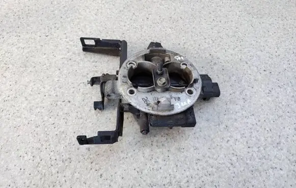 Jeep Grand Cherokee Throttle valve 12R15041B