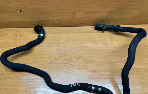 BMW 7 F01 F02 F03 F04 Engine coolant pipe/hose 7583175