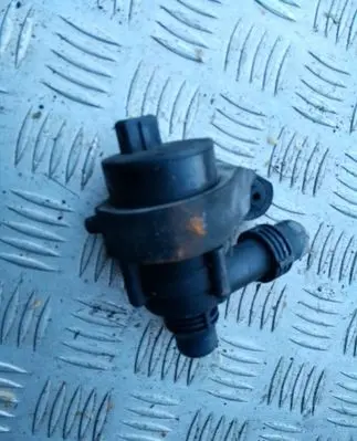 BMW 7 E65 E66 Electric auxiliary coolant/water pump 6922990