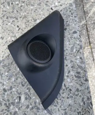 Ford Mondeo MK IV Side speaker trim/cover 