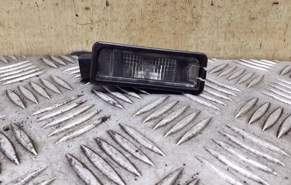 Volkswagen Polo V 6R Number plate light 1K8943021