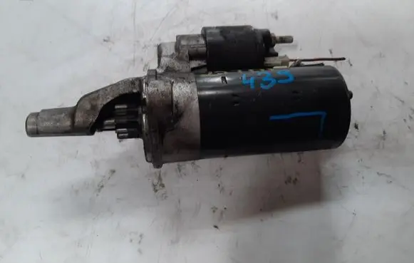 Volkswagen PASSAT B5 Starter motor 059911023H