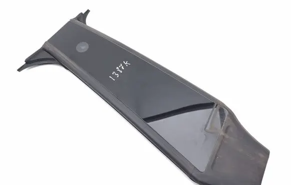 Tesla Model Y (B) Pillar trim (exterior) 149424000A