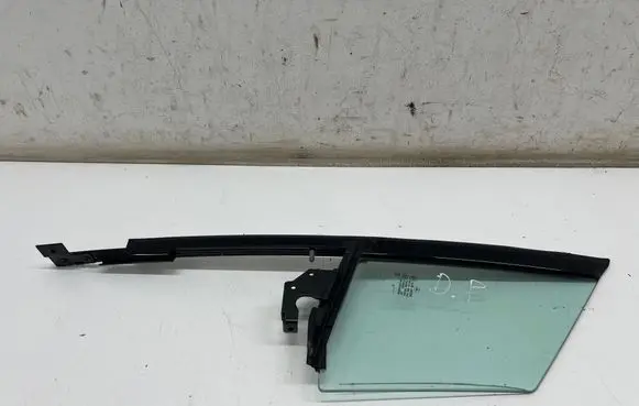 Mercedes-Benz EQE v295 Front door vent window glass four-door A2957201600