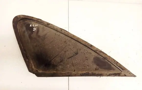 Mazda 626 Rear side window