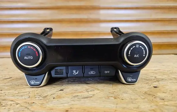 KIA Rio Climate control/heater control trim 97250-H8750