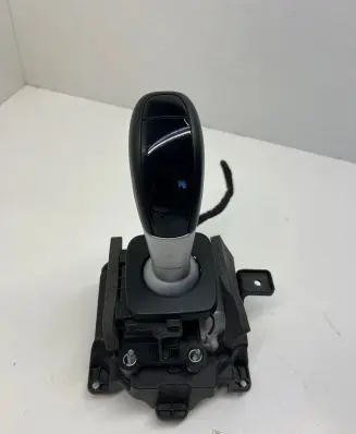 Alfa Romeo Stelvio Gear selector 1561390900 YFD100605 MWR0039