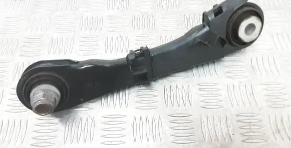 BMW 5 G30 G31 Rear upper control arm/wishbone 6867538