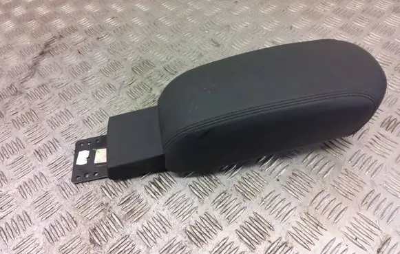 Jeep Renegade Armrest 