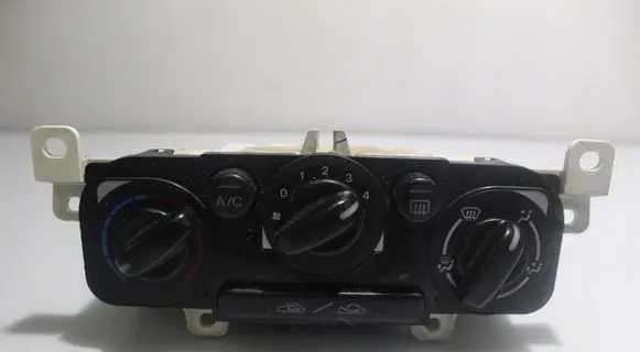 Mazda 323 F Interior fan control switch 