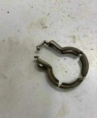 Audi Q5 SQ5 Muffler pipe connector clamp 04L253775A