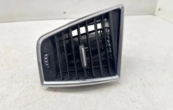 Audi Q5 SQ5 8R Dashboard side air vent grill/cover trim 8R1820902