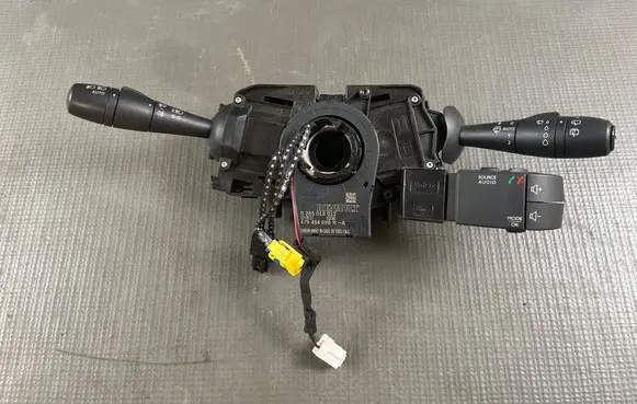 Renault Captur Multifunctional control switch/knob 255675887R 0265019012 479454698R