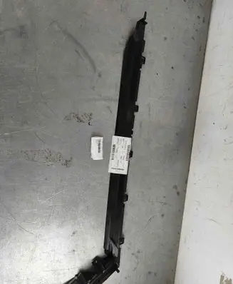 Skoda Scala Radiator trim 654122327B