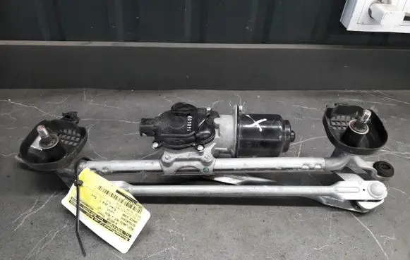Mitsubishi Space Star Front wiper linkage 