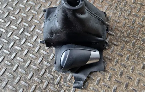 Gear lever shifter trim leather/knob